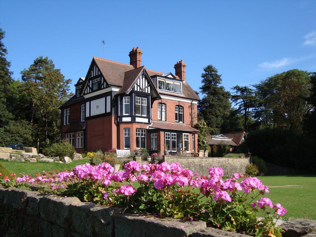 Woodlands Bed & Breakfast Barnt Green Экстерьер фото