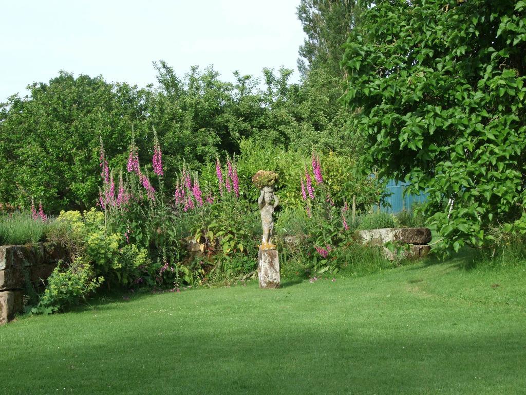 Woodlands Bed & Breakfast Barnt Green Экстерьер фото